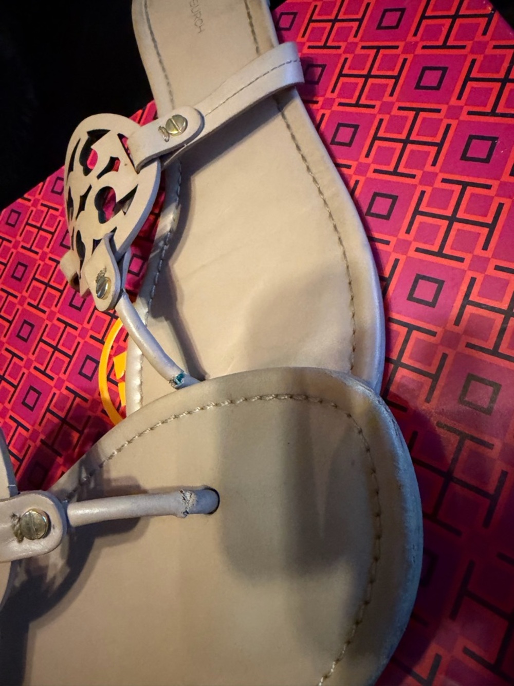 Tory Burch Miller in light sand - Picture 5 of 7